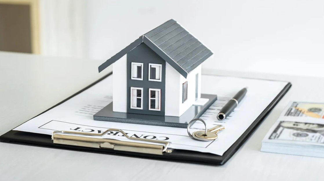 how to get into real estate