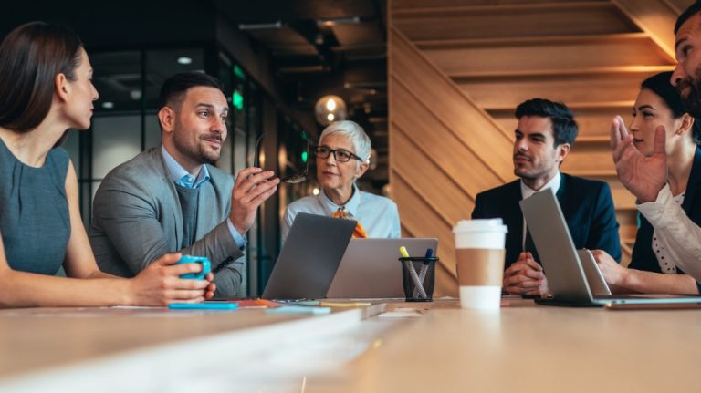 how to start a skincare business