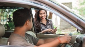 how much do uber drivers make