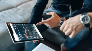 What are the Features of Crypto30x