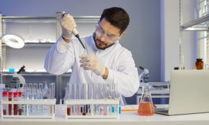 What Do Pharmacy Technicians Do in the UK