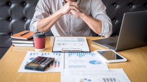 What Makes LessInvest.com Different from Other Financial Platforms