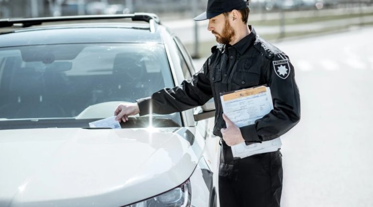 do parking attendants work on bank holidays